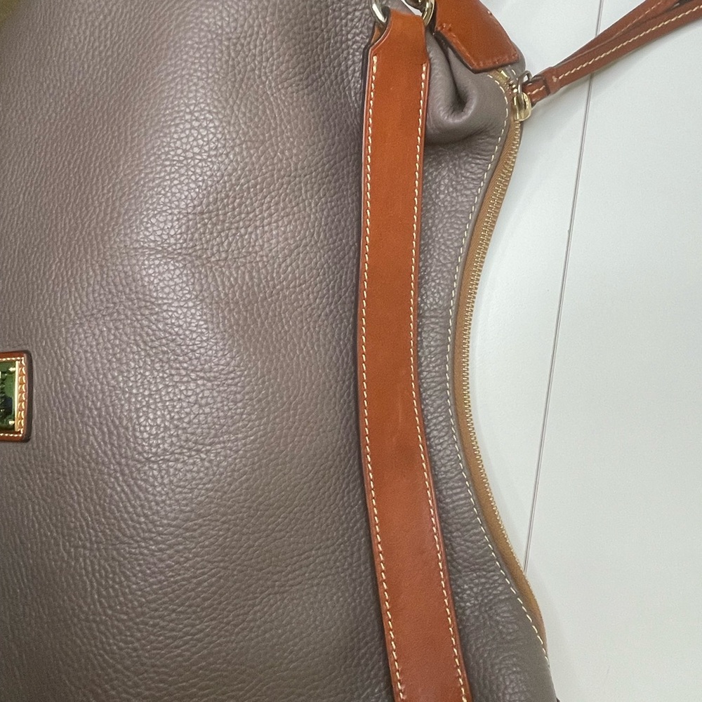 Dooney and Bourke Pebble Large East/West Sac and Wallet in Elephant - Picture 3 of 16